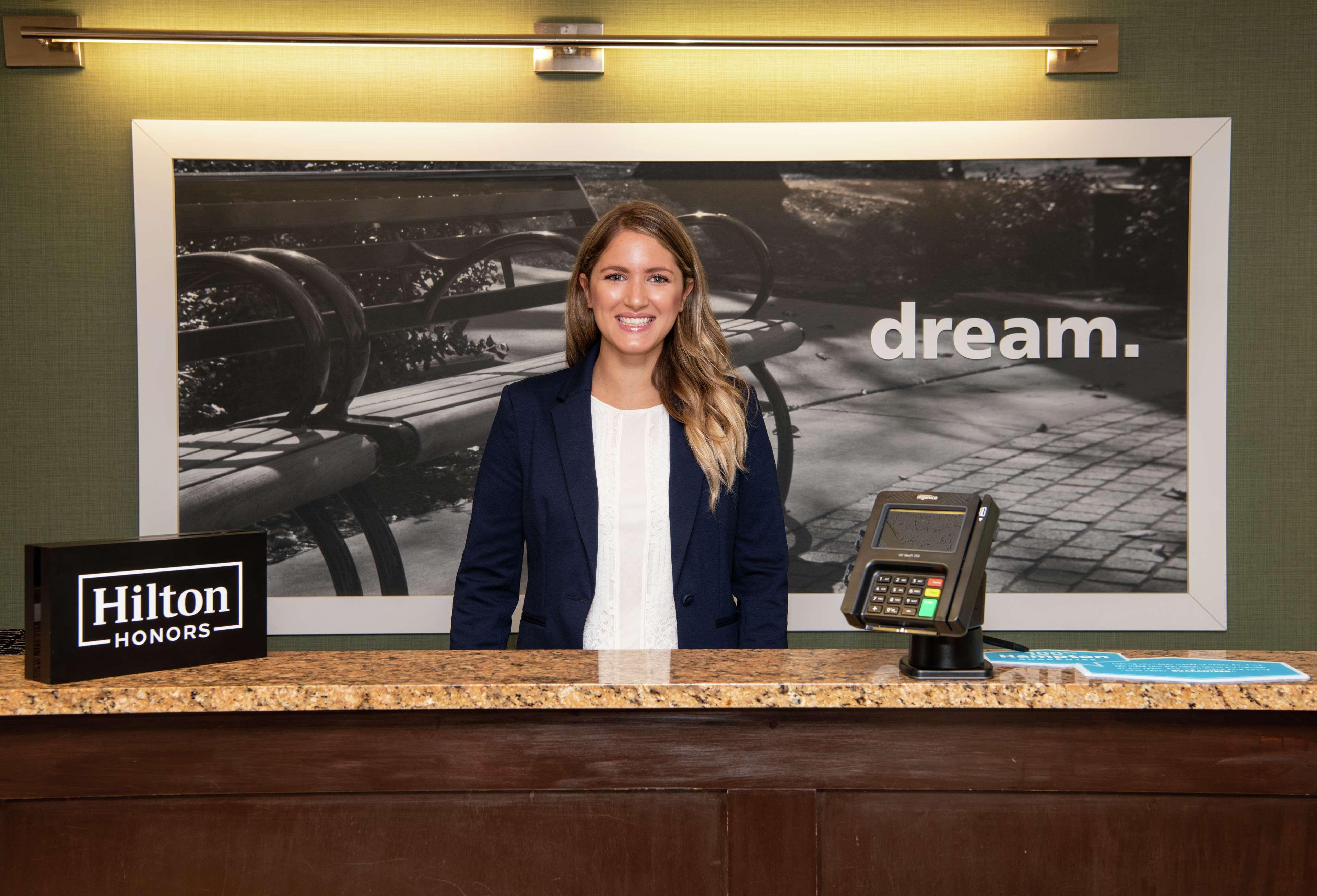 Hampton Inn Erie-South Extérieur photo