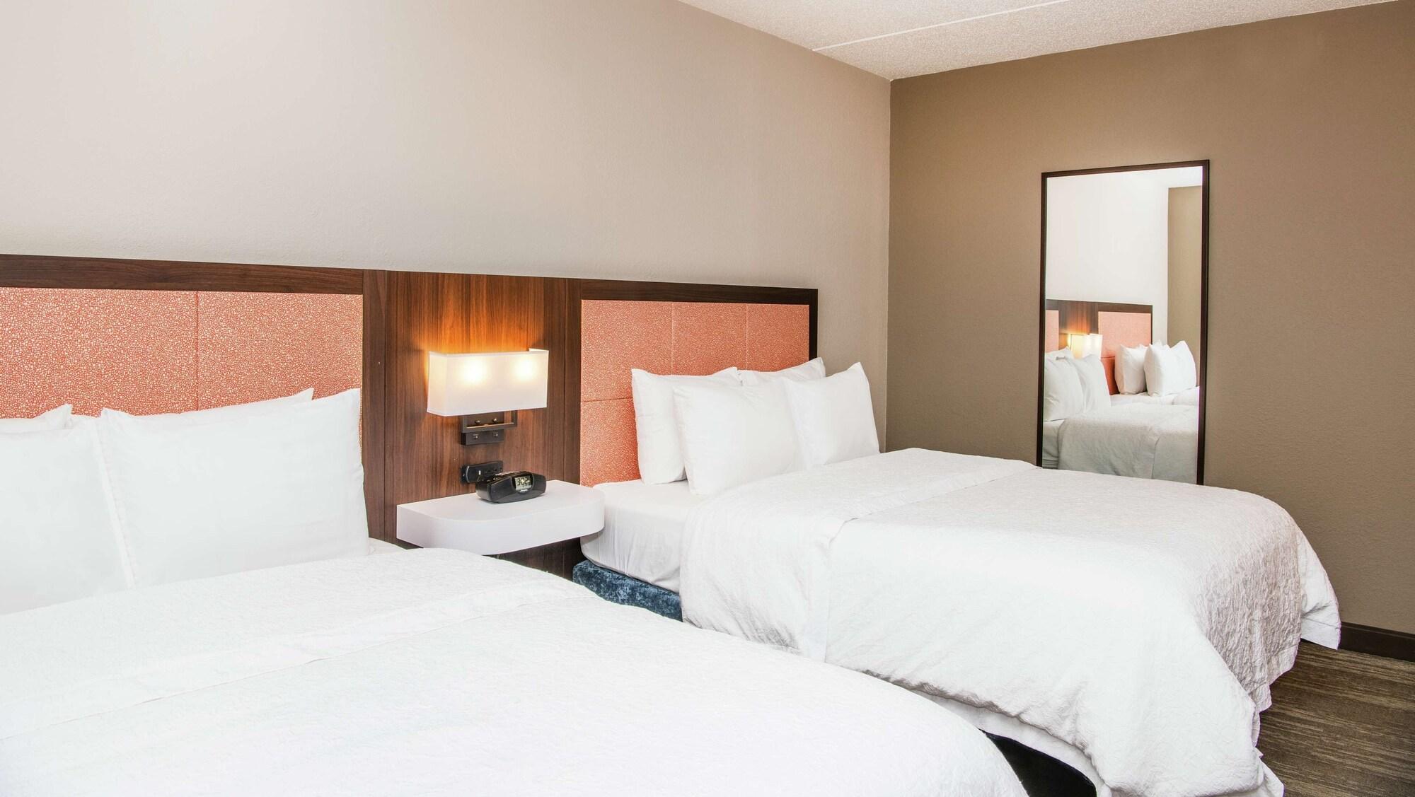 Hampton Inn Erie-South Extérieur photo