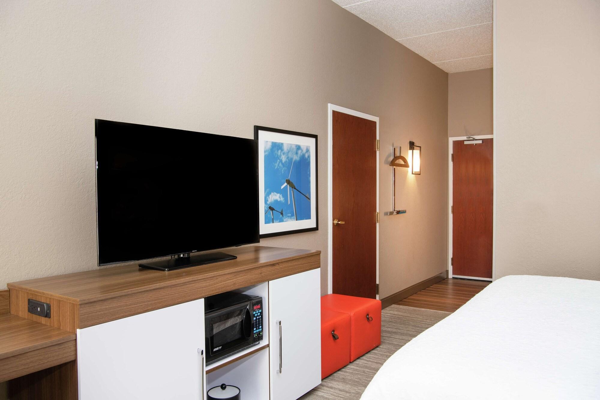 Hampton Inn Erie-South Extérieur photo