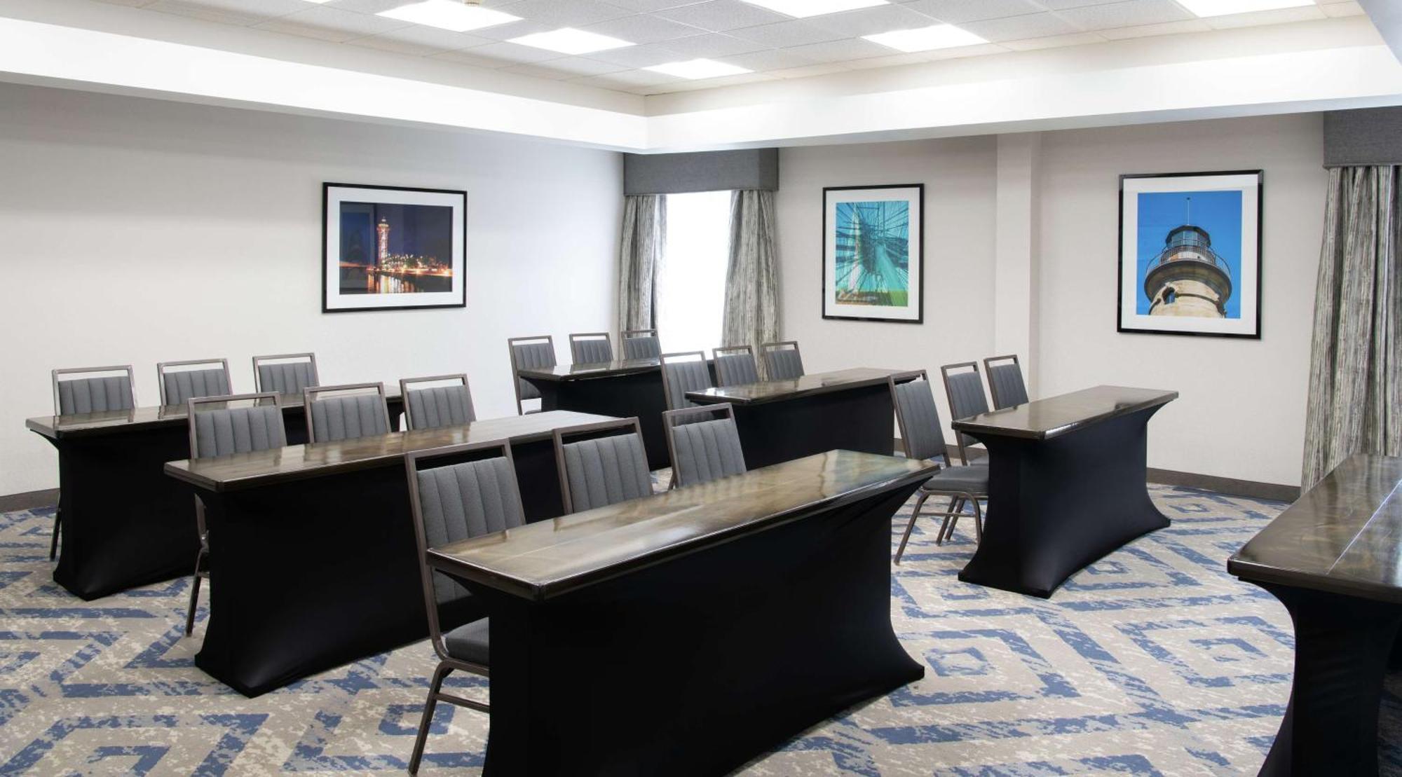 Hampton Inn Erie-South Extérieur photo